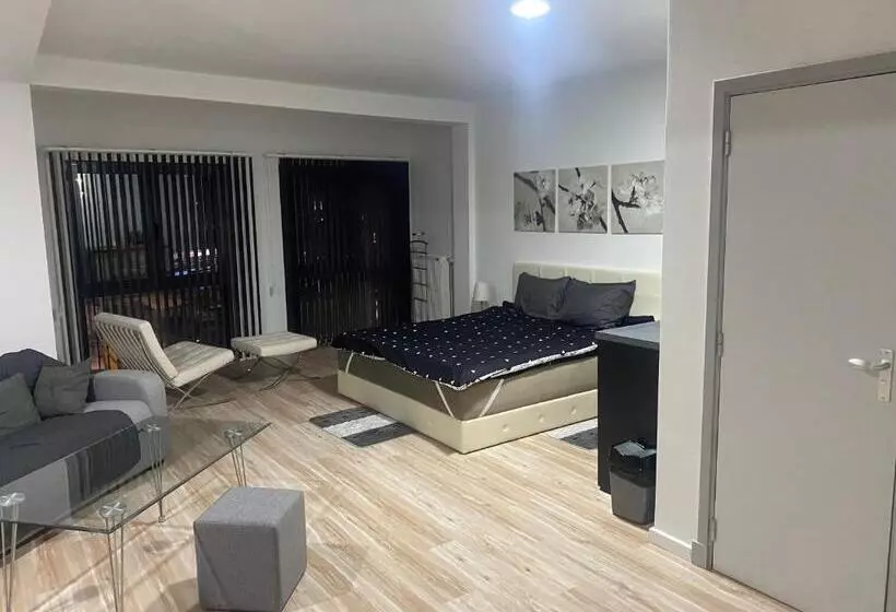 Fenix Apartmani