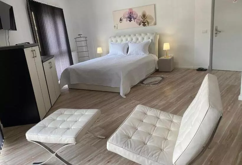 Fenix Apartmani