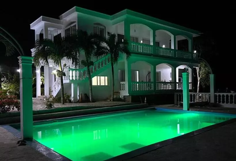 هتل Godfather #7 Balcony, Large Sofa Bed At Casablanca