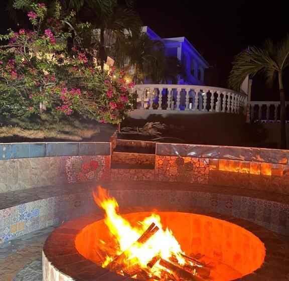 هتل Godfather #7 Balcony, Large Sofa Bed At Casablanca