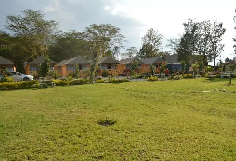 هتل Kentwood Cabins And Camp