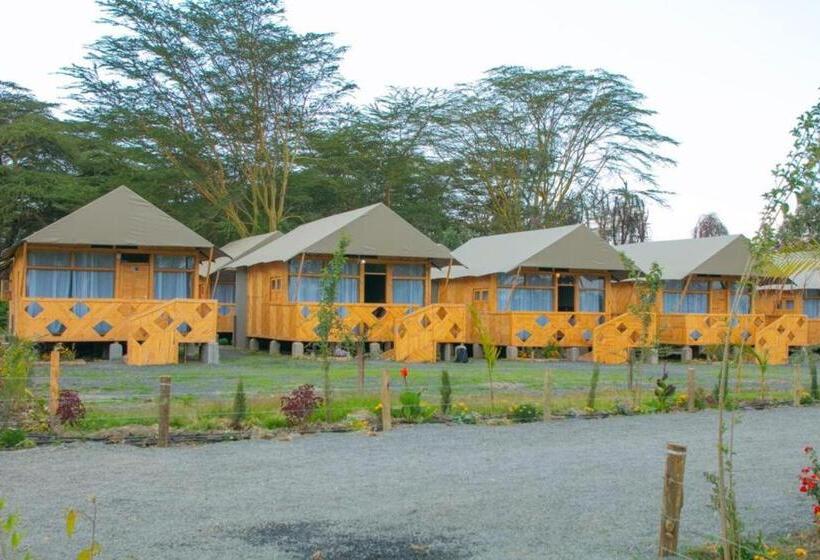 هتل Kentwood Cabins And Camp