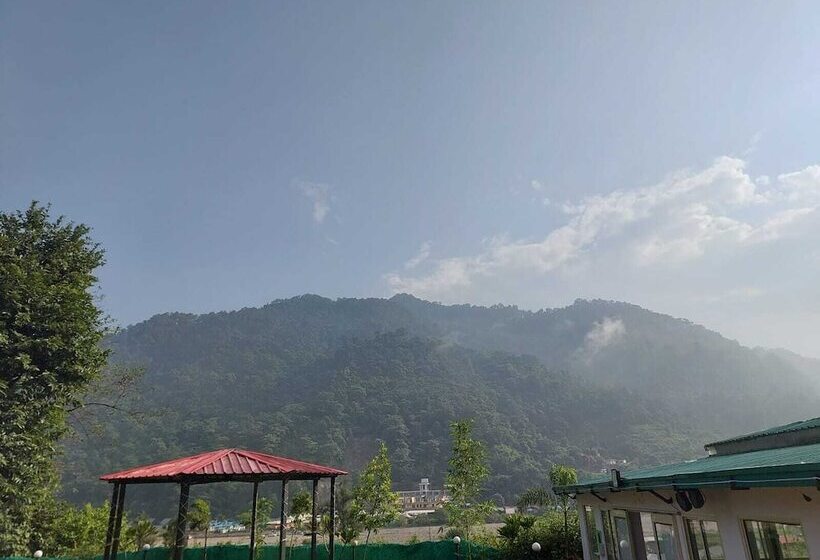 Отель Pride Inn Luxury Resort By Uk Heaven