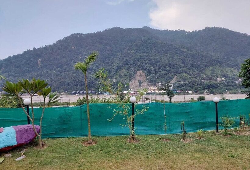 Отель Pride Inn Luxury Resort By Uk Heaven