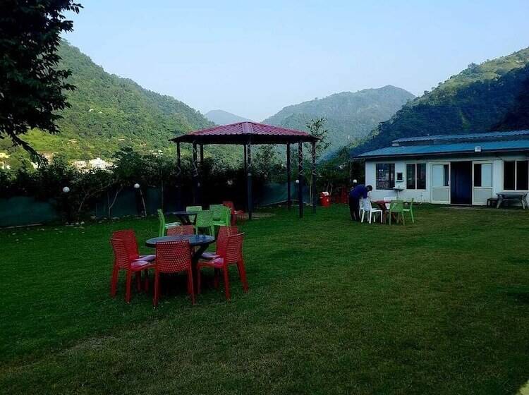 Отель Pride Inn Luxury Resort By Uk Heaven