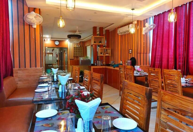 בית מלון כפרי Sunshine & Restaurant