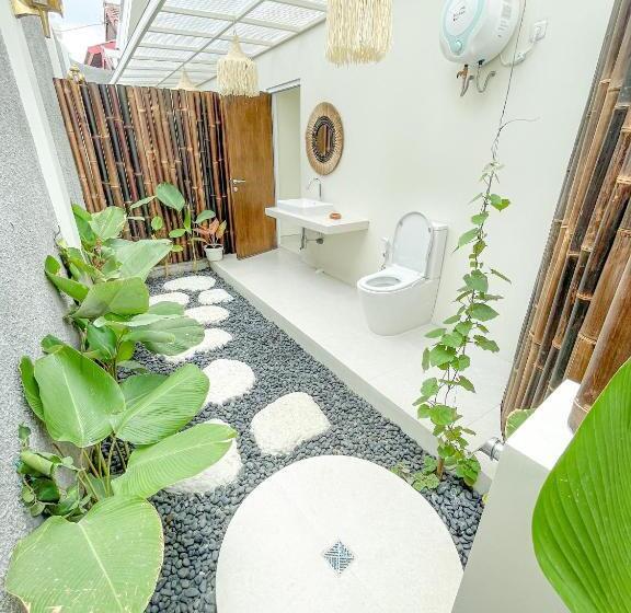 Отель Villa Kanjeng Heritage Home Jogja