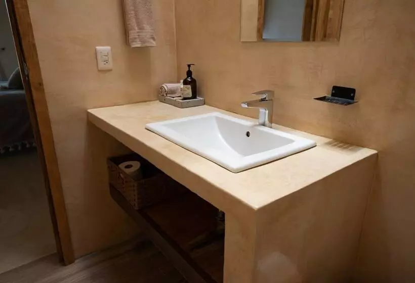 Hotelli Yax Kiin Casa Boutique