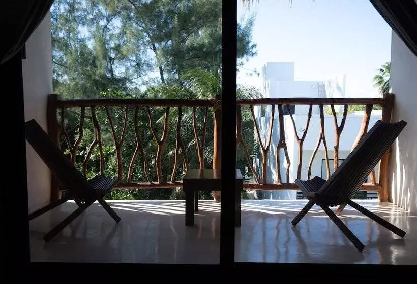 Hotelli Yax Kiin Casa Boutique