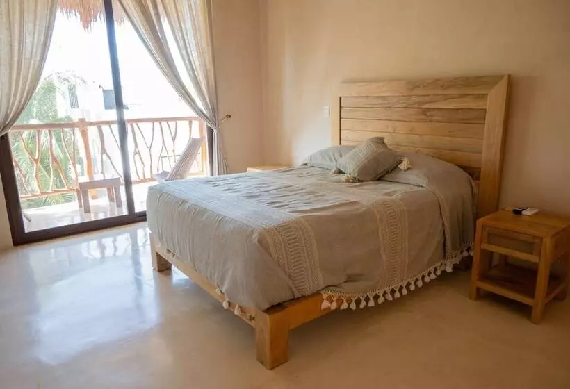 Hotelli Yax Kiin Casa Boutique