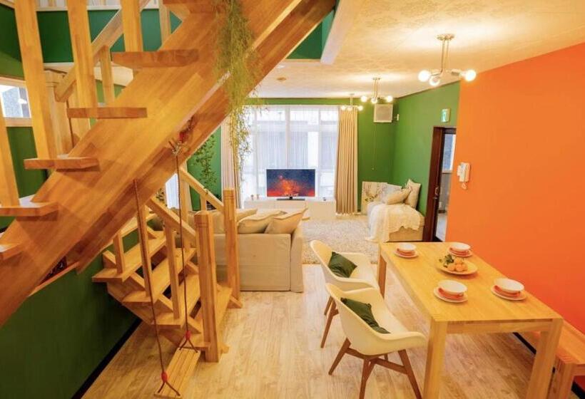 בית מלון כפרי Yuzawa Onsen Lodge 1min To Lift House