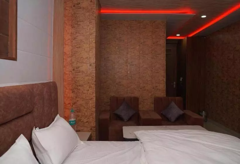Jb Hotel And Resort