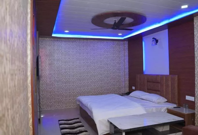 Jb Hotel And Resort