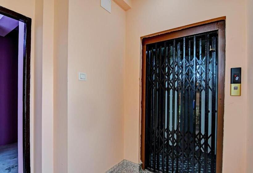 Fabhotel Dishan Plaza