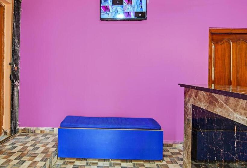 Fabhotel Dishan Plaza