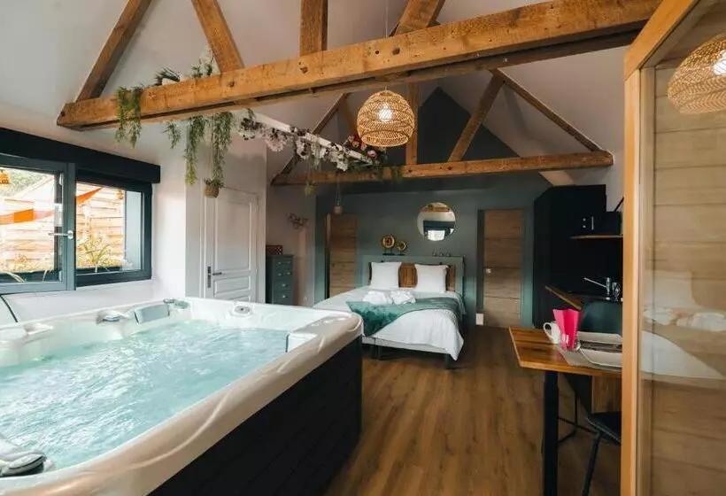 Majatalo Au Coin De Paradis