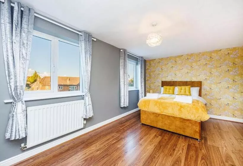 ペンション Beautiful Large Rooms In Ashford