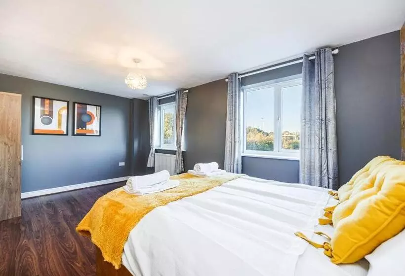 ペンション Beautiful Large Rooms In Ashford