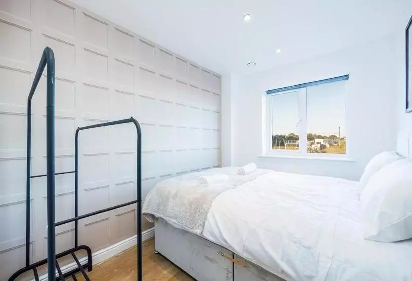 ペンション Beautiful Large Rooms In Ashford