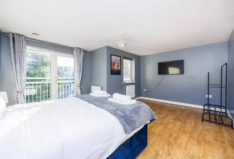 ペンション Beautiful Large Rooms In Ashford