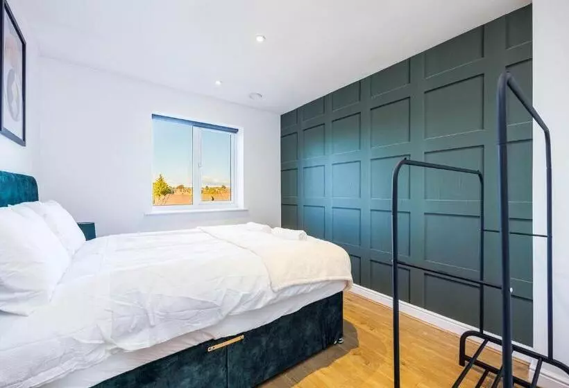 ペンション Beautiful Large Rooms In Ashford