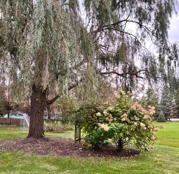 펜션 Charming Canton Guesthouse With Private Entrance & Hot Tub