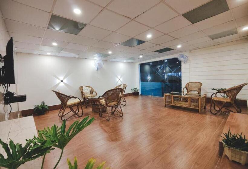 پانسیون Insara Cottage Homestay