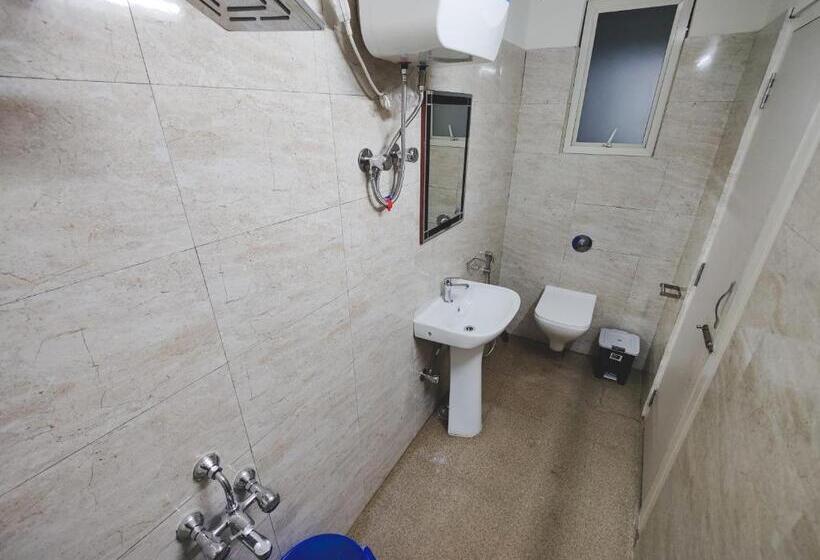 پانسیون Insara Cottage Homestay