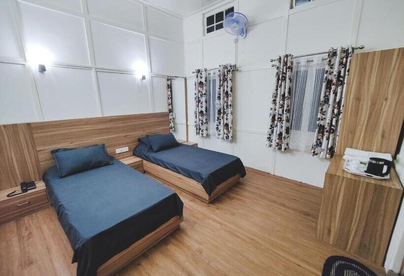 پانسیون Insara Cottage Homestay