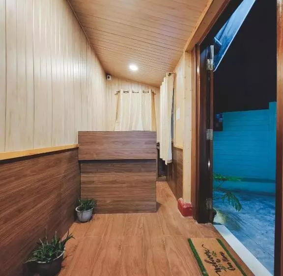 Majatalo Insara Cottage Homestay