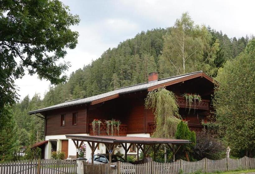 Szálloda Appartements Huber