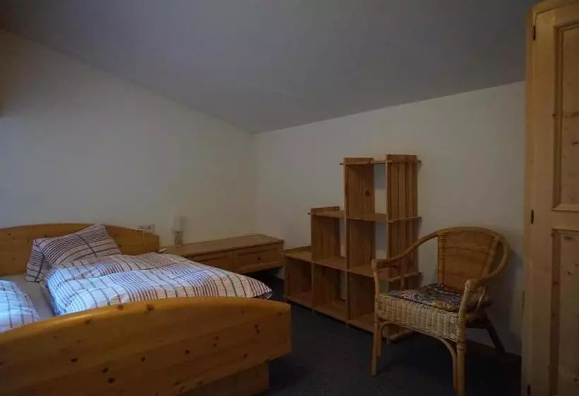ホテル Appartements Huber