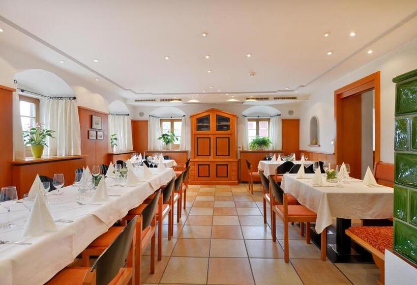 ホテル Baumgarten & Chalet Baumgarten