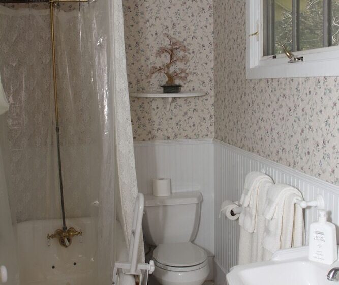 호텔 Bear Flag Inn