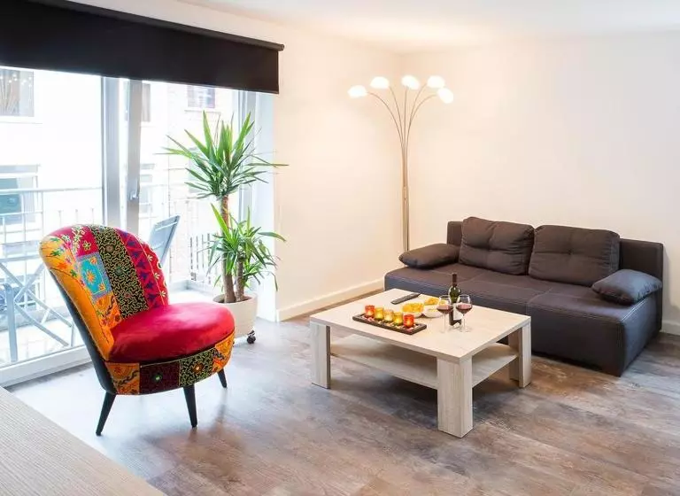 ホテル Boardinghouse Living28 Aachen