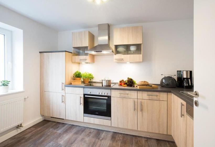 ホテル Boardinghouse Living28 Aachen