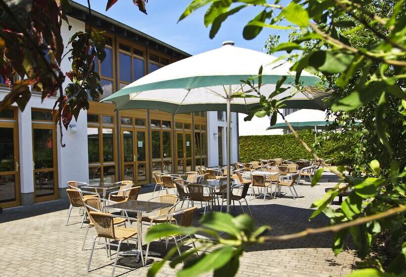 בית מלון כפרי Country Inn Suiten