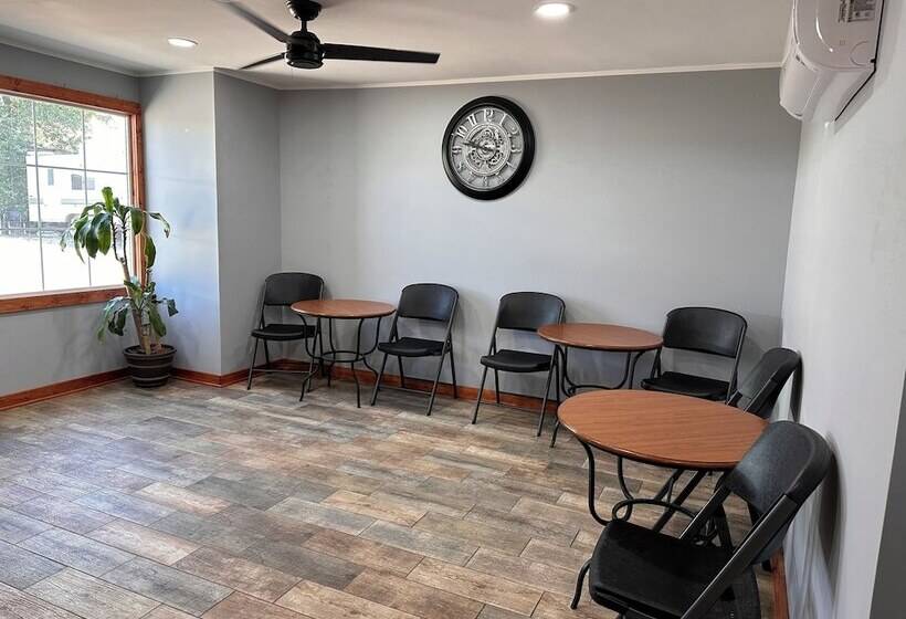 酒店 Gateway Lodge