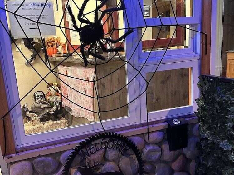 酒店 Gateway Lodge