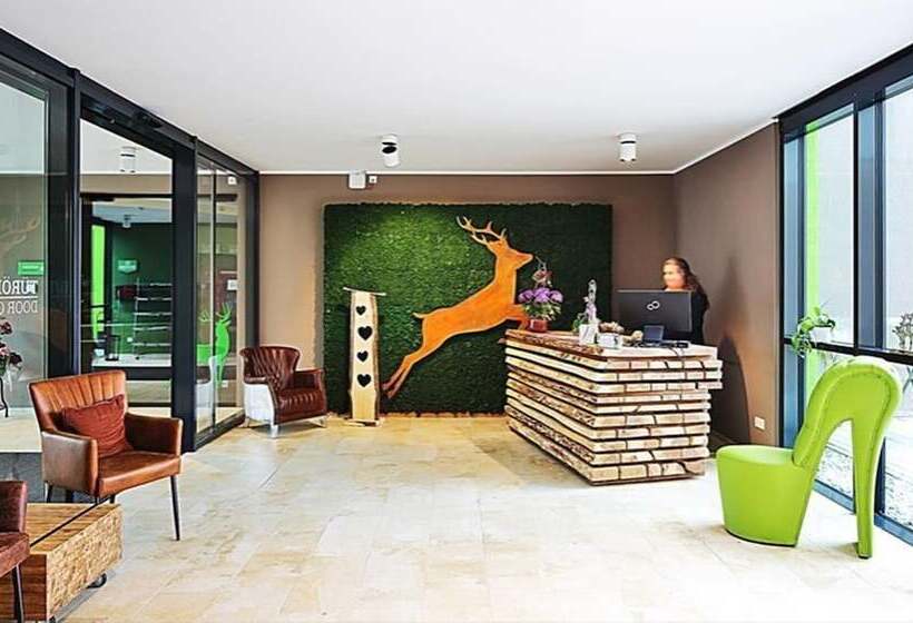 בית מלון כפרי Green Deer Bavarian