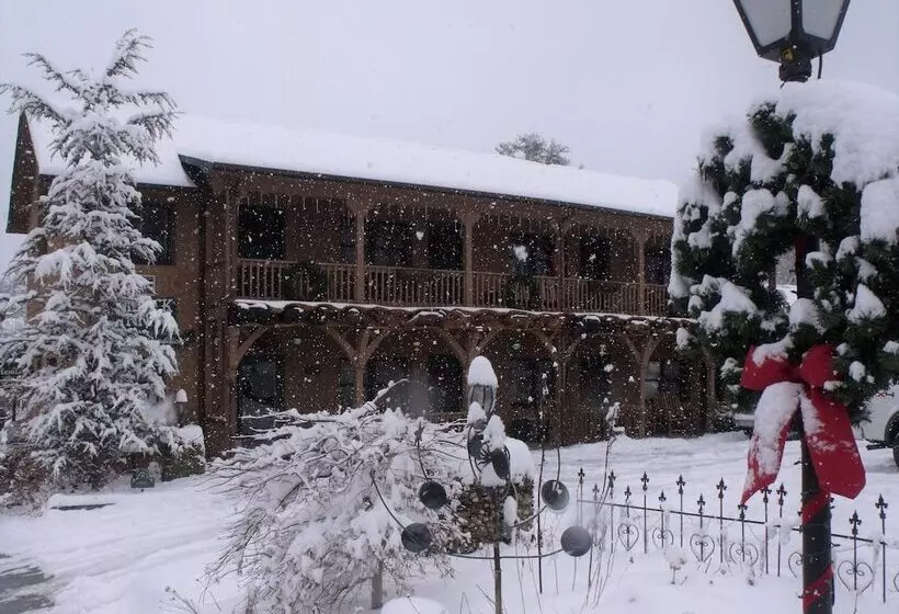 ホテル Hemlock Inn
