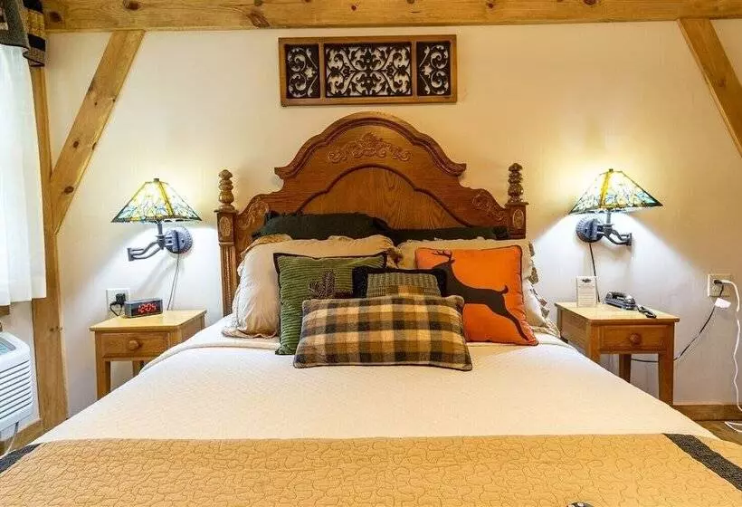 ホテル Hemlock Inn