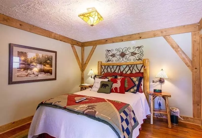 ホテル Hemlock Inn