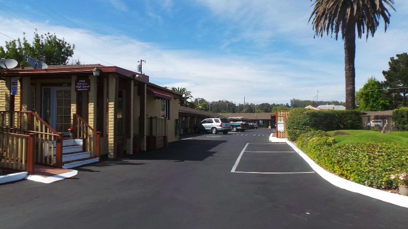 호텔 Hitching Post Studios Inn