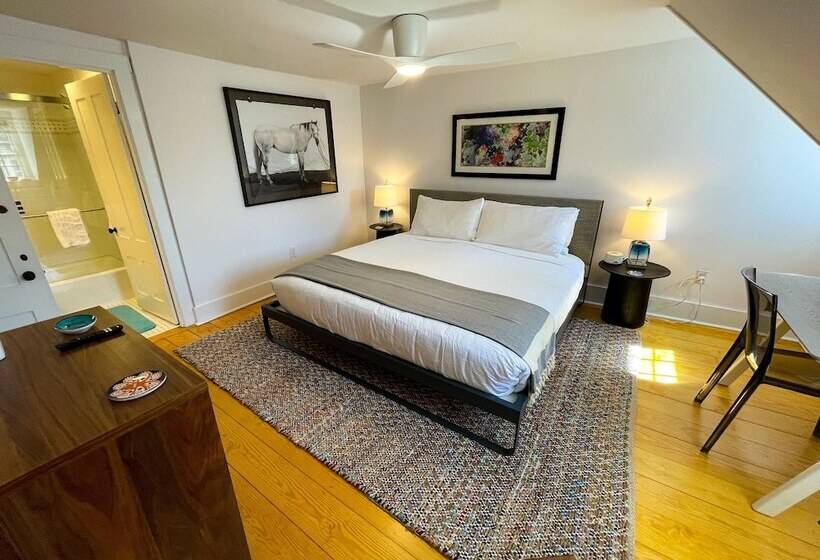 هتل Inn At Cook Street