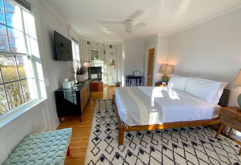 هتل Inn At Cook Street