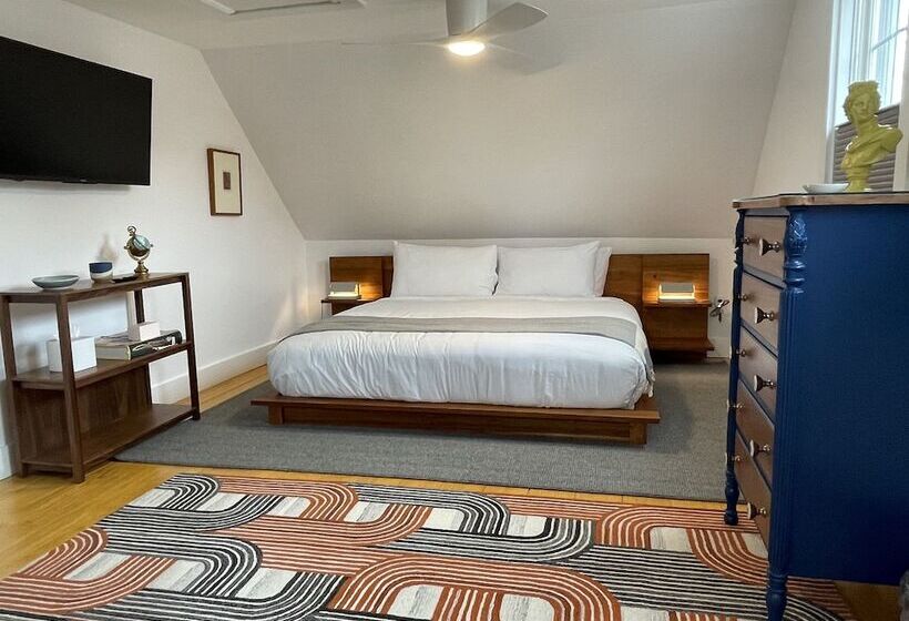 هتل Inn At Cook Street