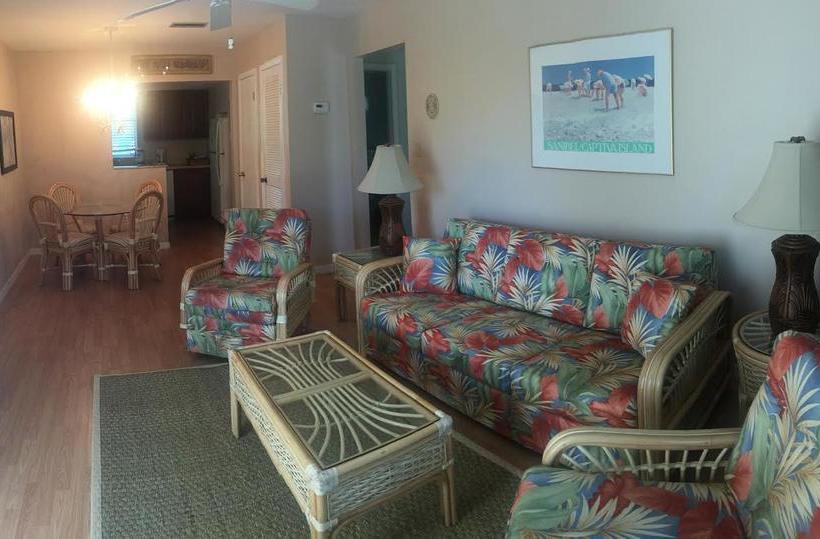 فندق Sea Shells Condominiums