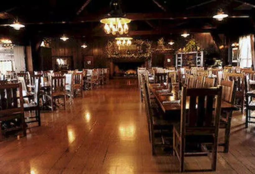 ホテル Starved Rock Lodge & Conference Center