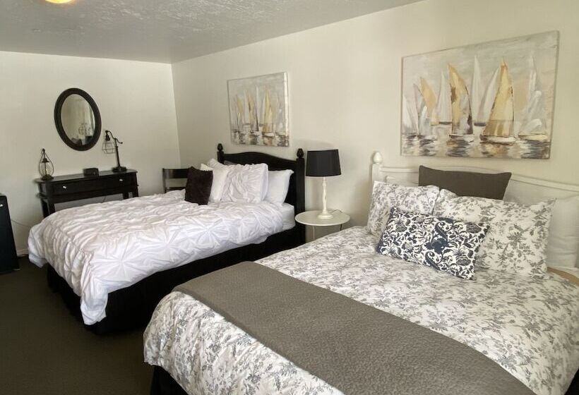 فندق Stone Hollow